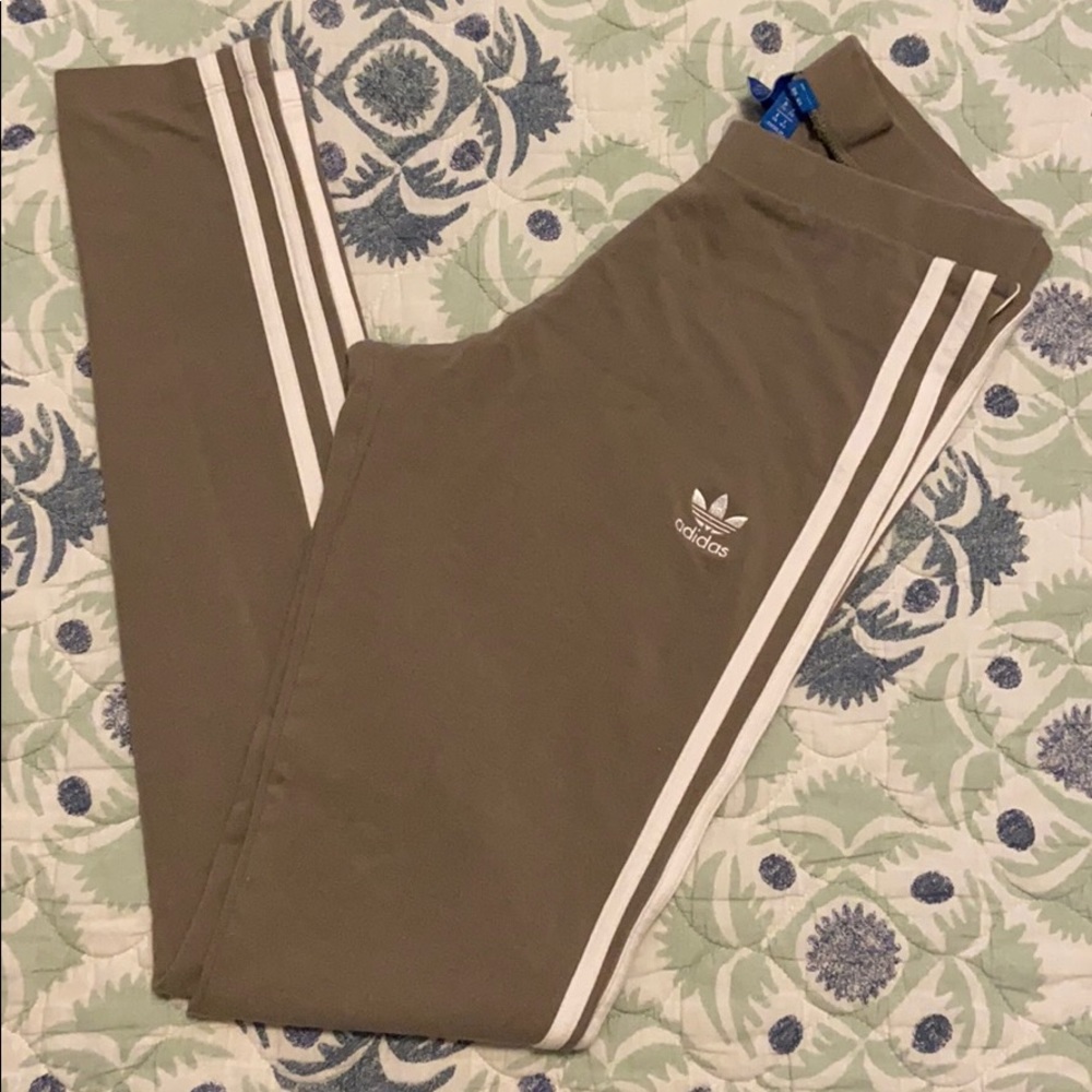 Women’s Adidas olive green legging